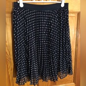 Forever 21 polka dot skirt